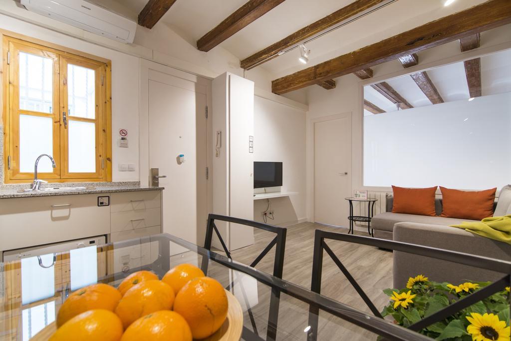 Happy People Ramblas Harbour Appartement *